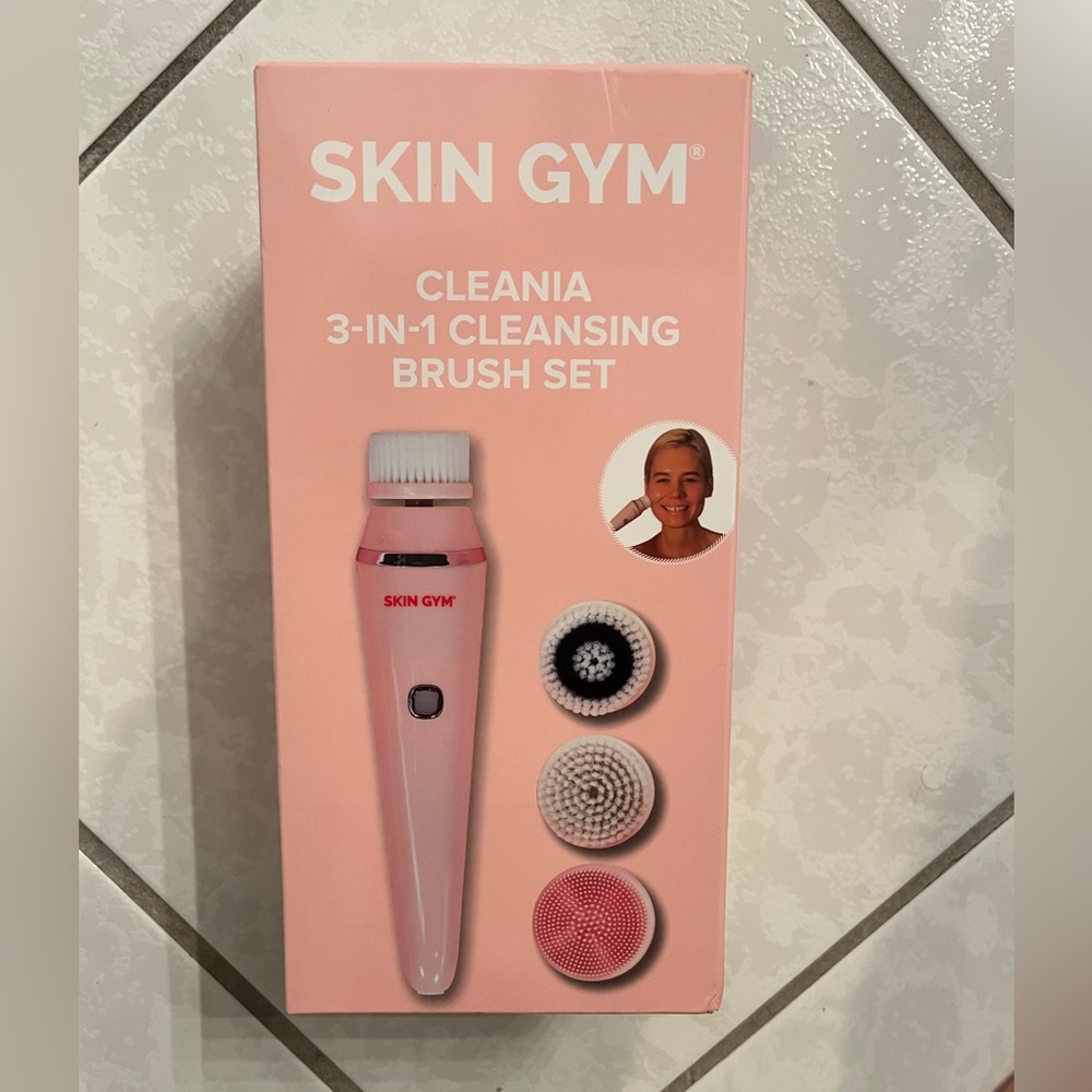 Skin Gym 3 in 1 cleansing brush set